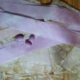 Eco printing and dyeing with Seaweed